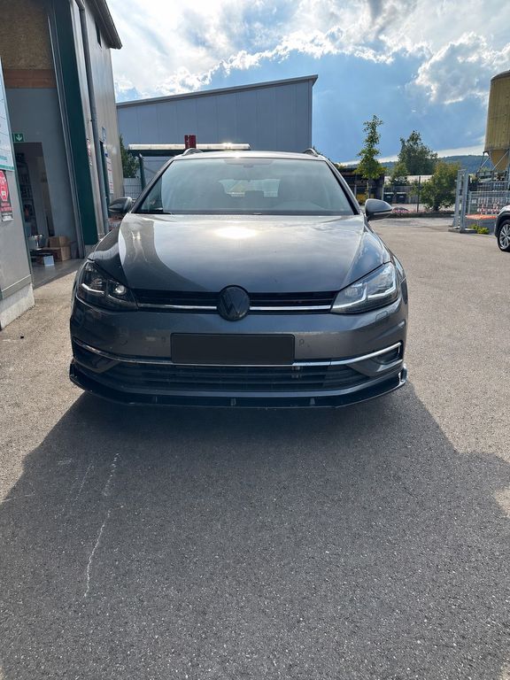 Image of Volkswagen Golf