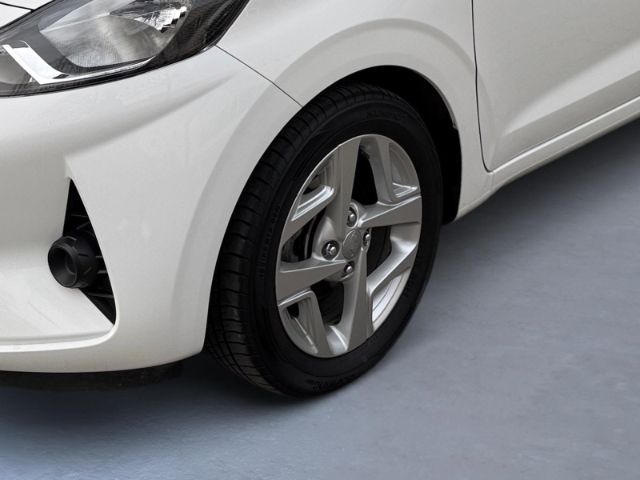 Fahrzeugabbildung Hyundai i10 1.2 Trend +CARPLAY+KLIMA+SHZ+RADIO+TEMPOMAT+