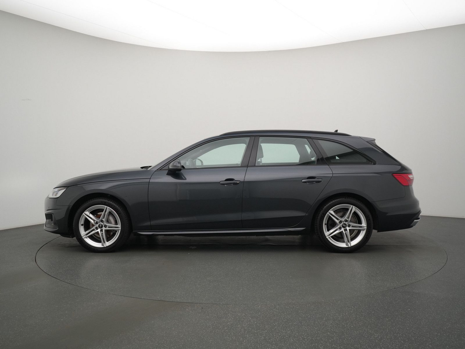 Audi A4 - Bild 16
