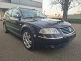 Volkswagen VW Passat 2.8 V6 4Motion Benzin 193PS High... - Volkswagen Passat mit Benzin-Antrieb: Kombi, 2.8