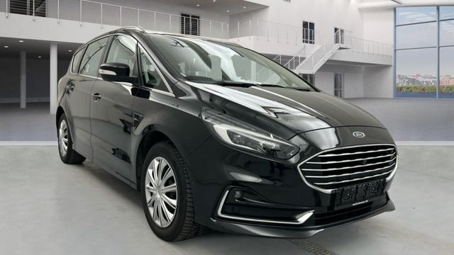 Ford S-MAX 2.0 ECOBLUE/Titanium/KAMERA/