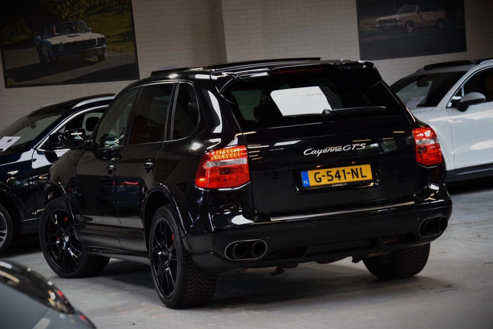PORSCHE CAYENNE 4.8 GTS 405 ch 4X4 BVA - HAYON ÉLECTRIQUE - PACK SPORT - TOIT PANORAMIQUE