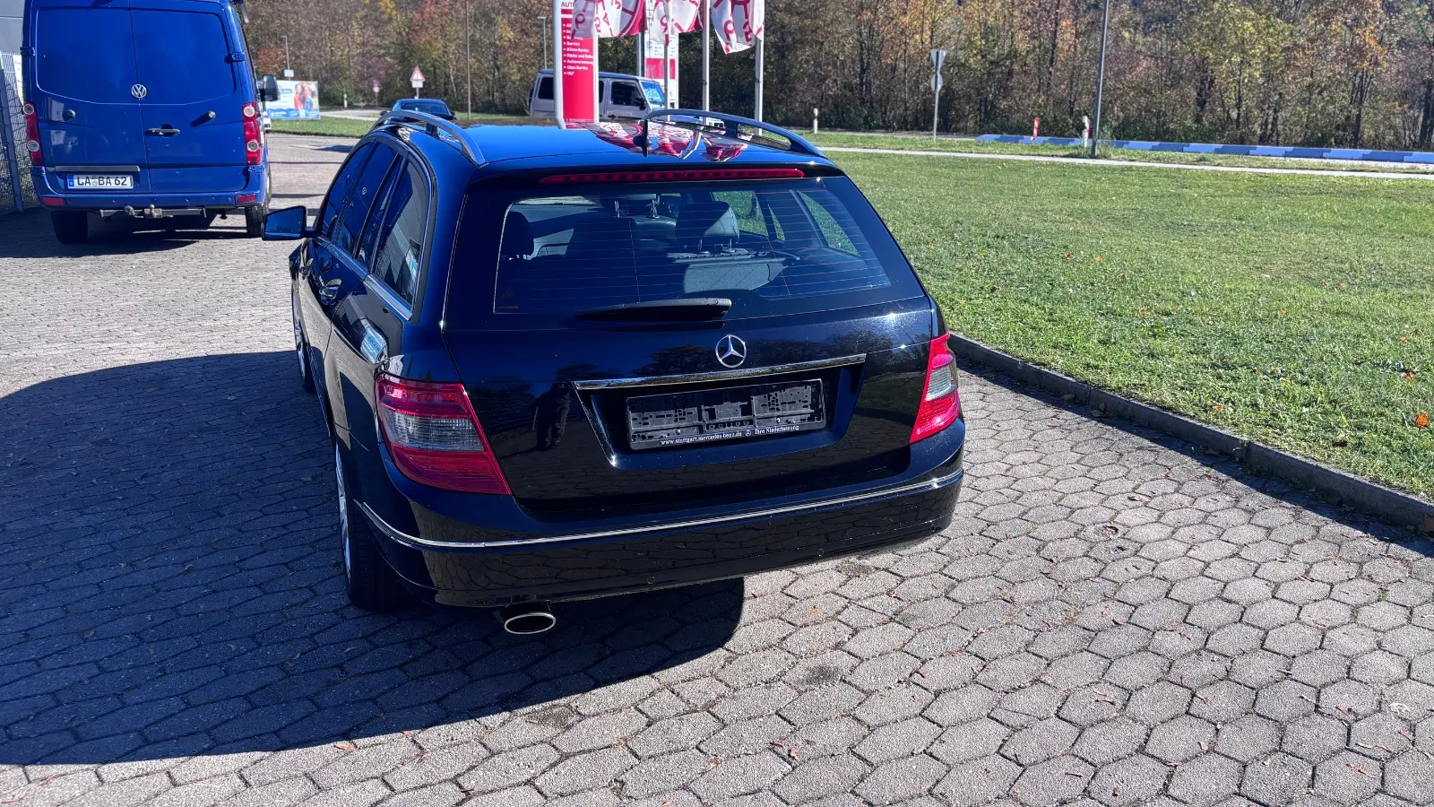 Mercedes-Benz C200 2009 — photo 21