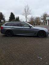 BMW 540d xDrive Touring - BMW 540 mit Diesel-Antrieb: Vollleder, Head-Up Display, Kombi, mit Klimaautomatik
