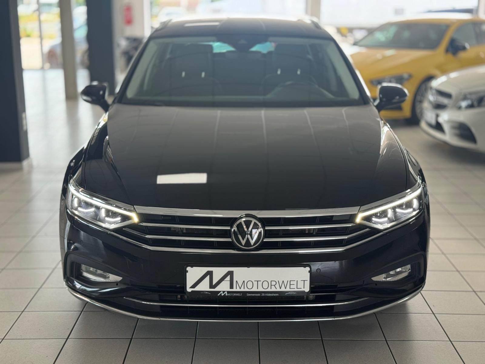 Volkswagen Passat Variant Elegance /RFK/ACC/Matrix/AHK