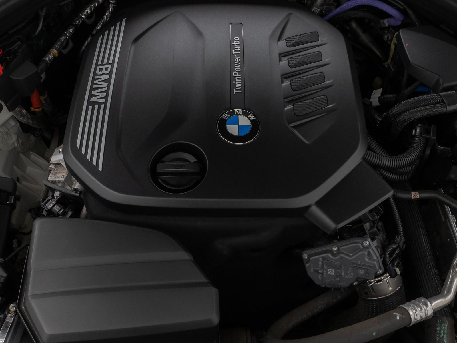 Fahrzeugabbildung BMW 320d  Luxury Line Panorama Kamera DAB AHK Alarm