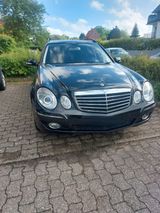Mercedes-Benz E 220 CDI T ELEGANCE Elegance - Mercedes-Benz E 220 aus 2008