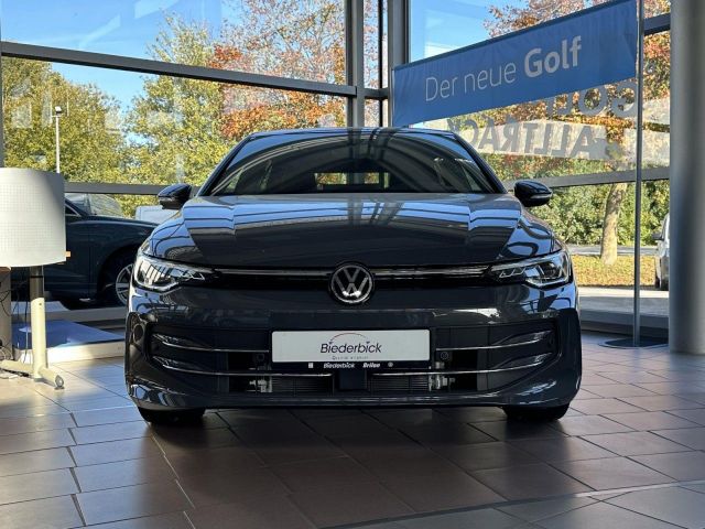 Golf VIII 1.5 eTSI DSG Edition 50 DCC PANO HEAD-