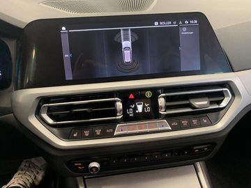 BMW 330 - 12
