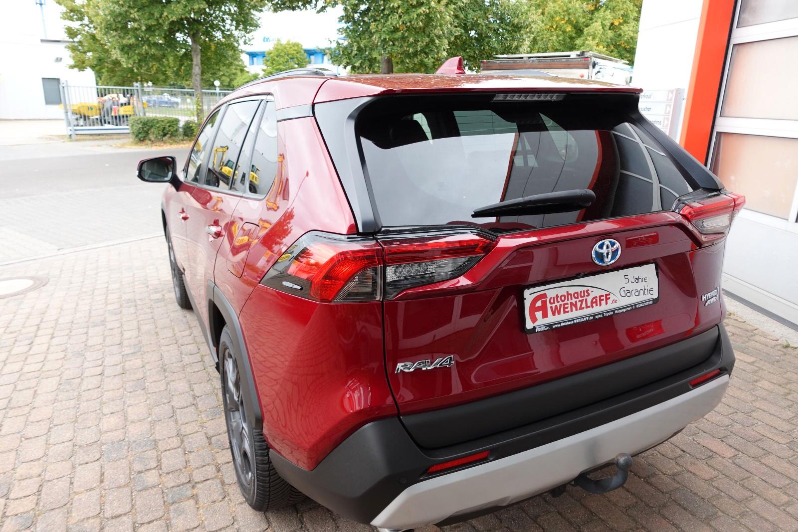 Toyota RAV 4 2.5 Hybrid Lounge Allrad 5J Garantie