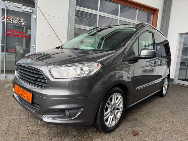 Ford Tourneo Courier Titanium,Winterpaket, AHK,8 fach