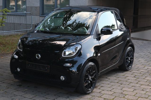 Smart ForTwo coupe Prime 52kW Pano Leder Navigation