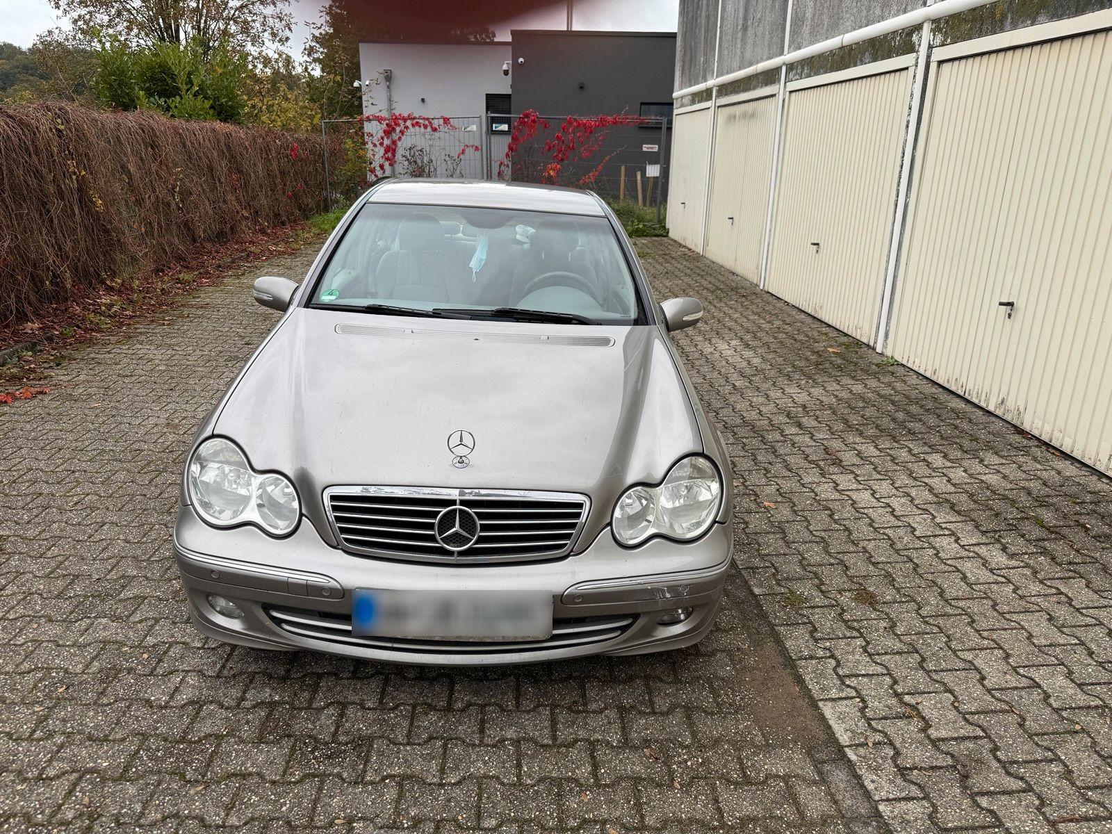 Mercedes-Benz C 180
