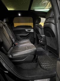 Audi Q7 - 11