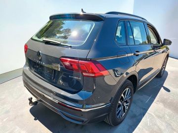 Volkswagen Tiguan - 4