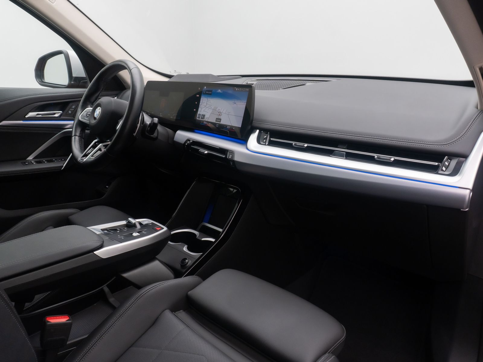 Fahrzeugabbildung BMW X1 xD23i xLine 360&deg;Panorama HUD DAB Sport 18Zoll