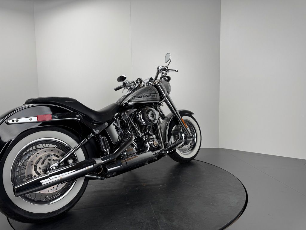 Fahrzeugabbildung Harley-Davidson SOFTAIL HERITAGE *ShinyGreyStar *Costum