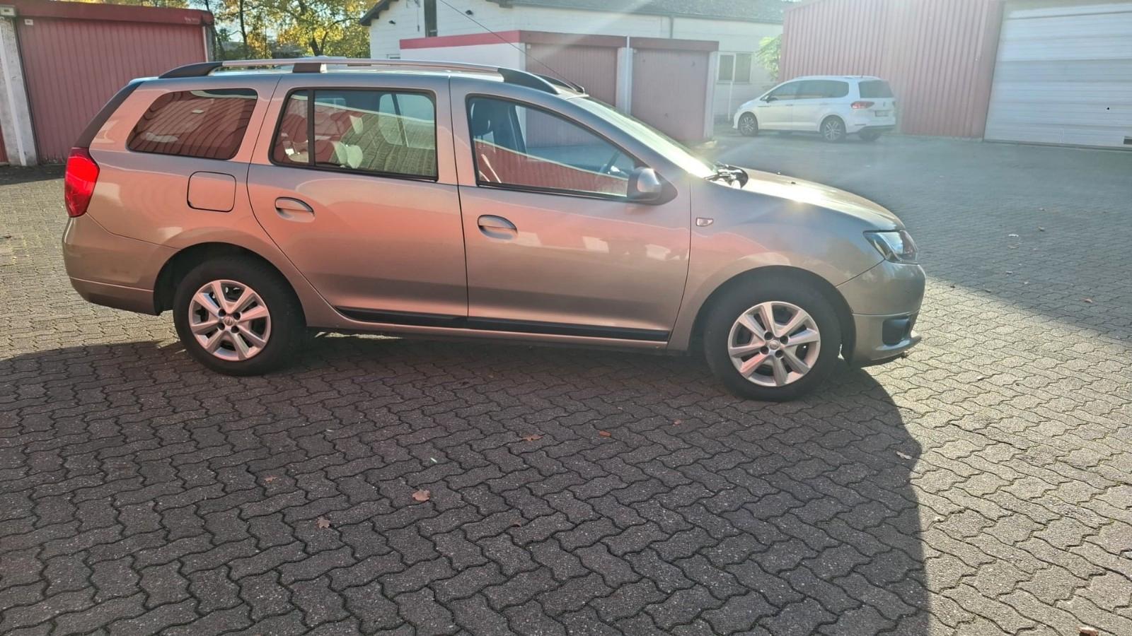 Dacia Logan 2015 — салон
