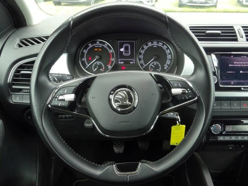 Fahrzeugabbildung SKODA Fabia Combi 1.0 TSI Ambition