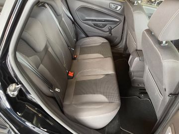 Ford Fiesta Titanium *NAVI*KLIMAAUTOMATIK*SZHZ*