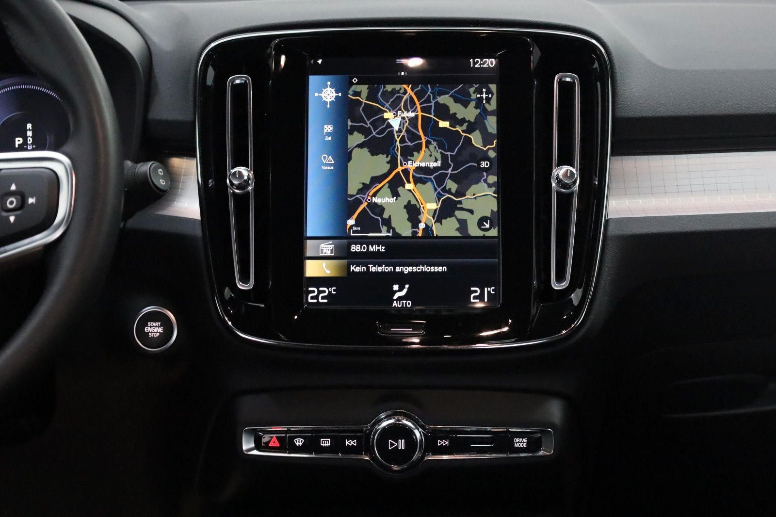 Fahrzeugabbildung Volvo XC40 T4, Inscription,Navi,LED,DAB,Carplay