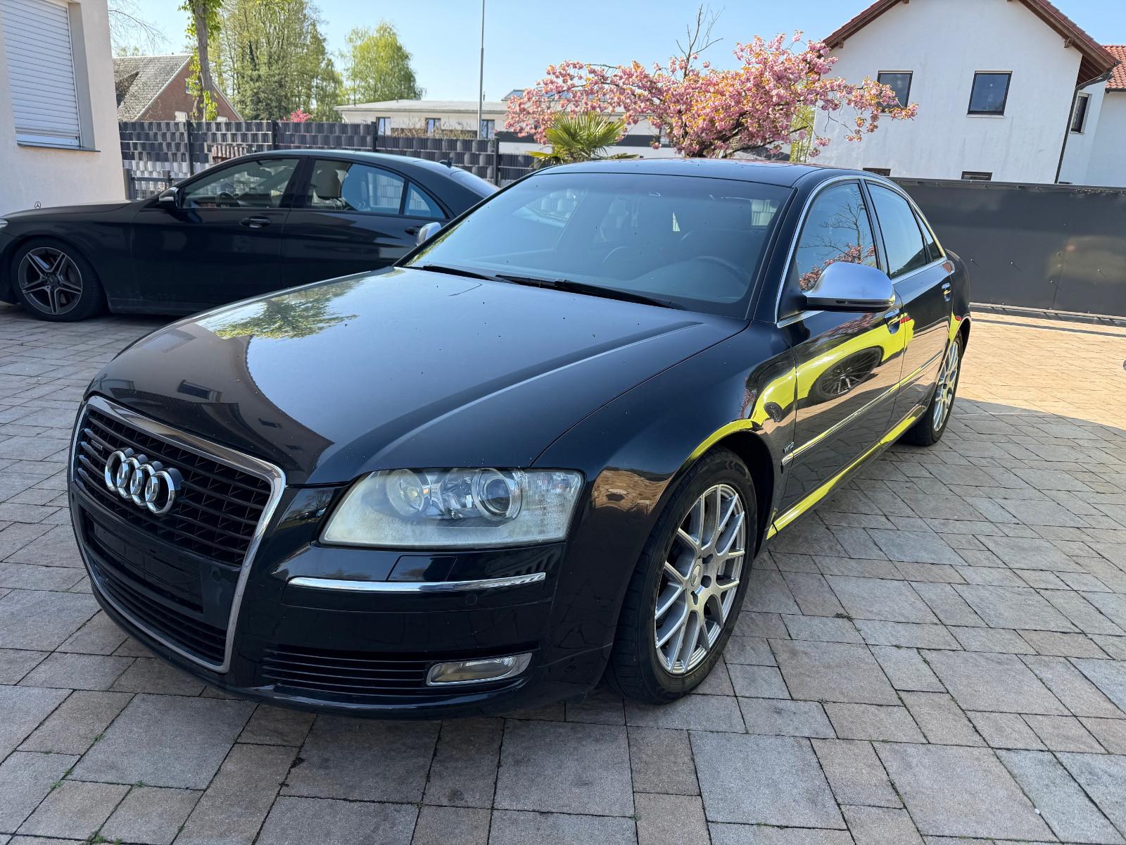 Audi A8 3.0 TDI quattro+Facelift+Leder+Navi+SSD+Bose+