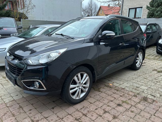 Hyundai ix35 Style 2WD VOLLLEDER TÜV & AU 06 / 2026