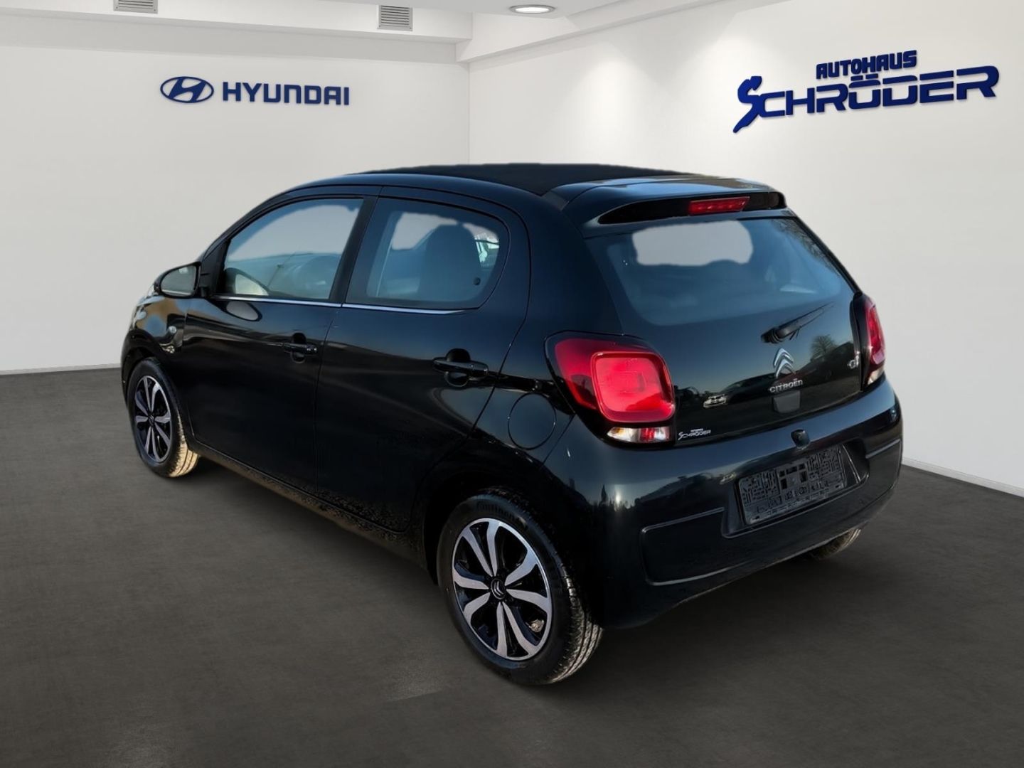 Fahrzeugabbildung Citroën C1 AIRSCAPE Shine 1.0 Klimaautomatik Sitzheizung
