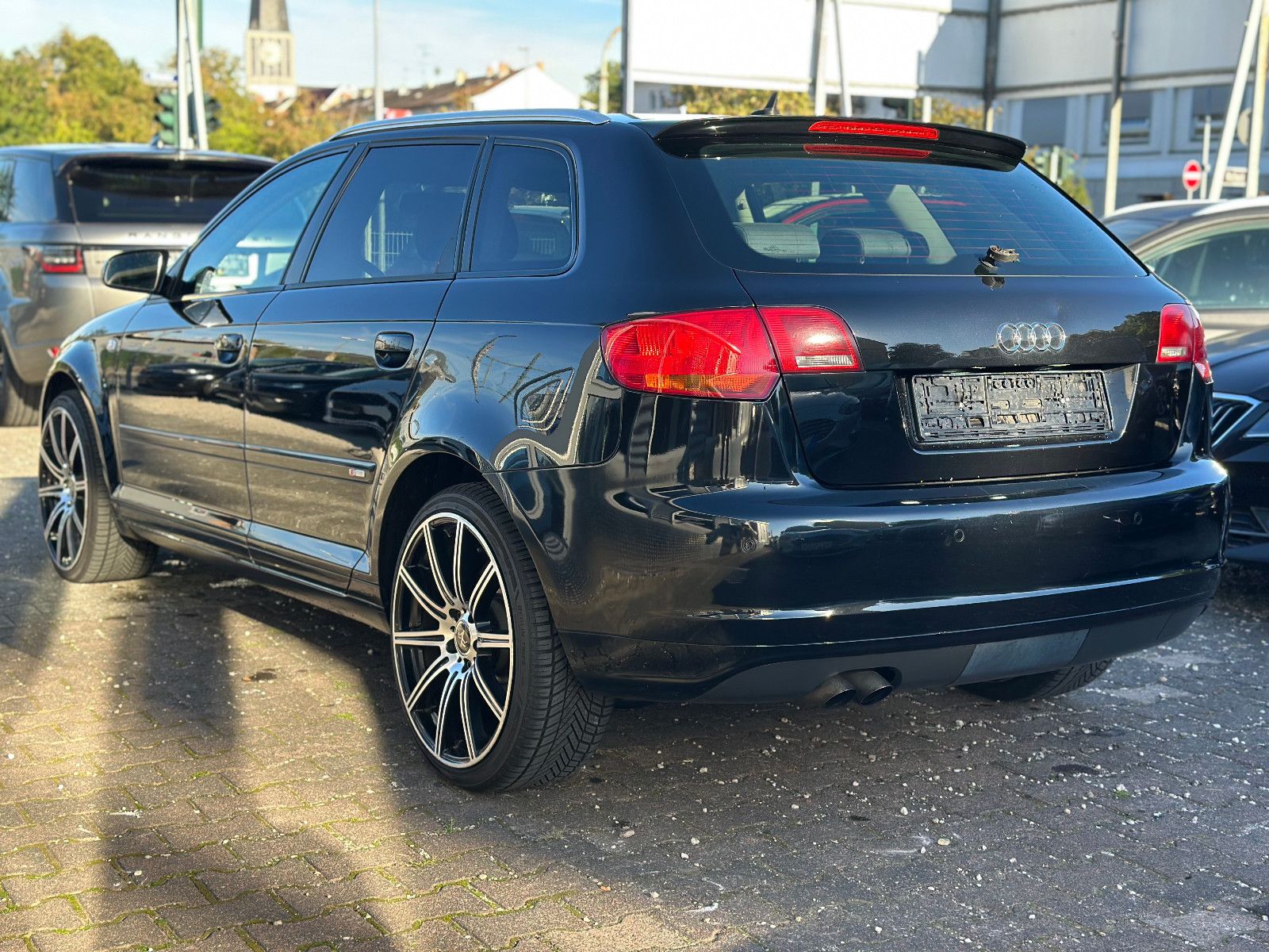 Fahrzeugabbildung Audi A3 SPORTBACK 2.0 TDI S LINE AMBIENTE*AHK+AUTOM*