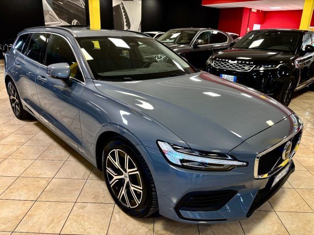 Other VOLVO V60 B4 (d) automatico Core UNIPRO - KM CER