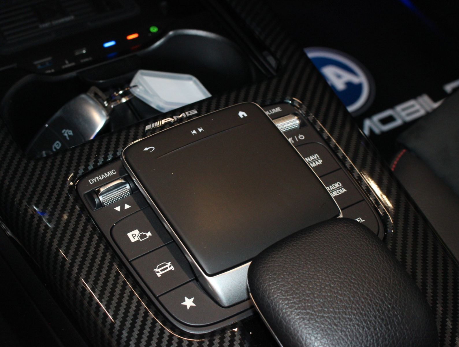 Fahrzeugabbildung Mercedes-Benz CLA 200 d AMG Line Widescreen*Ambiente*Kamera