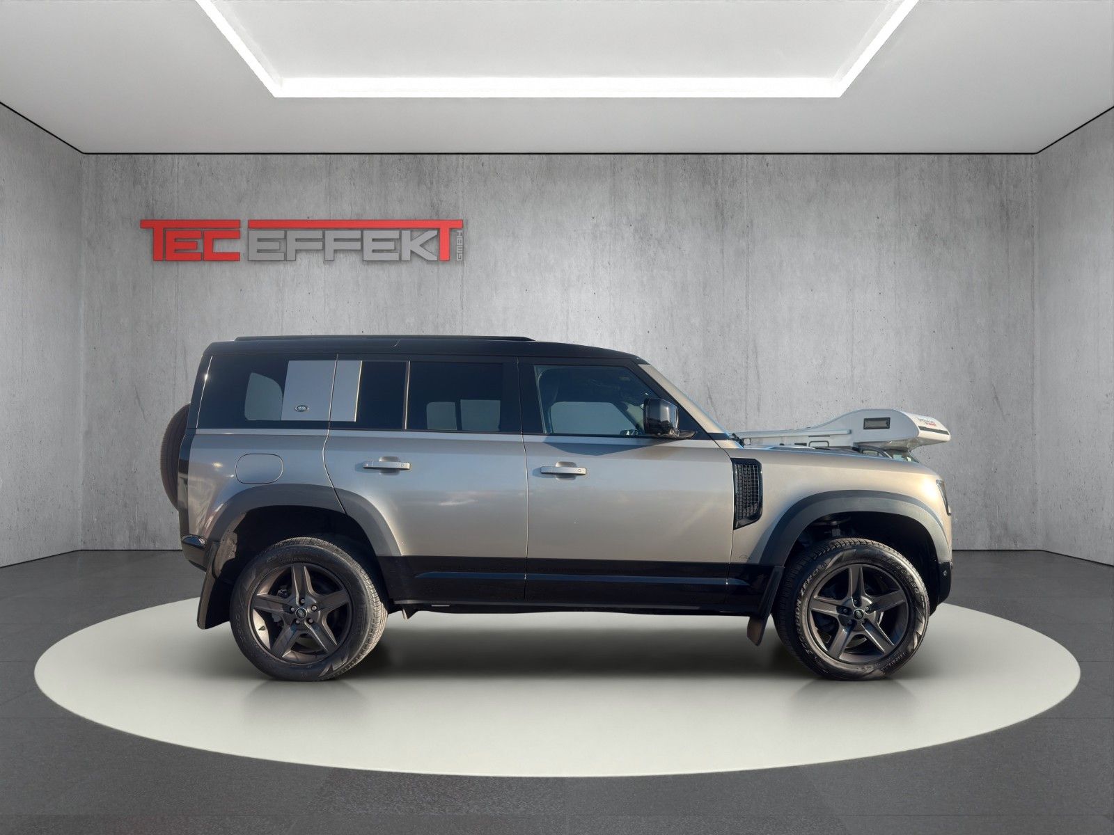 Land Rover Defender 110 X-Dynamic SE Std-Hzg Pano Foliert foto 2