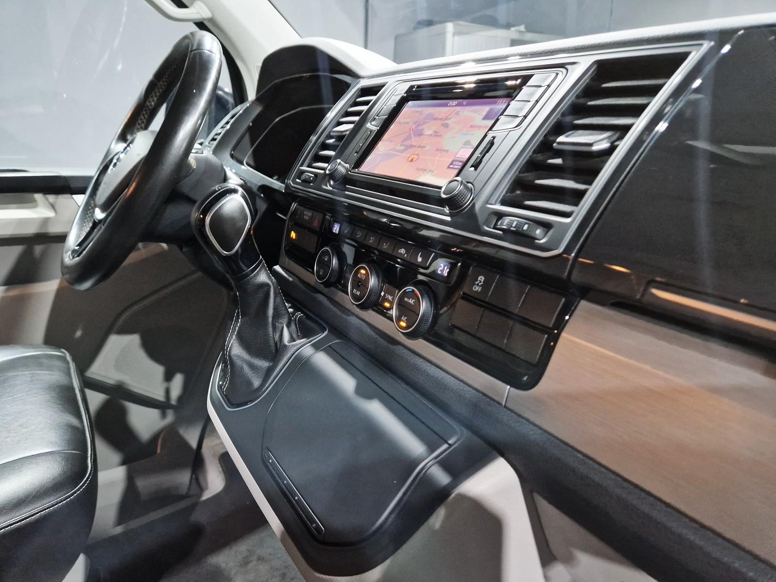 Volkswagen T6 California Beach 2.0 TDI 4Motion | 204 ch | BVA | Toit relevable | Chauffage stationnaire | Feux LED | Attelage amovible