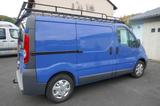 Renault Trafic L1H1 2.9 To - blaue Renault Trafic