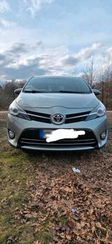 Toyota 22765 Hamburg Ottensen - Toyota Verso Gebrauchtwagen in Hamburg
