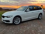 BMW 320i xDrive Touring AHK Shz Navi LED 8-fach  - BMW 320: Xdrive 320i