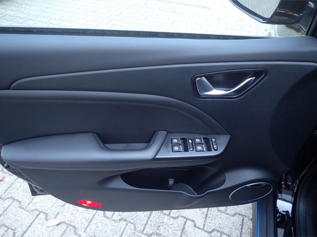 Fahrzeugabbildung Seres SF 3 ELEKTRO* Luxury 3Phasig Navi 360 Cam SHZ Ke