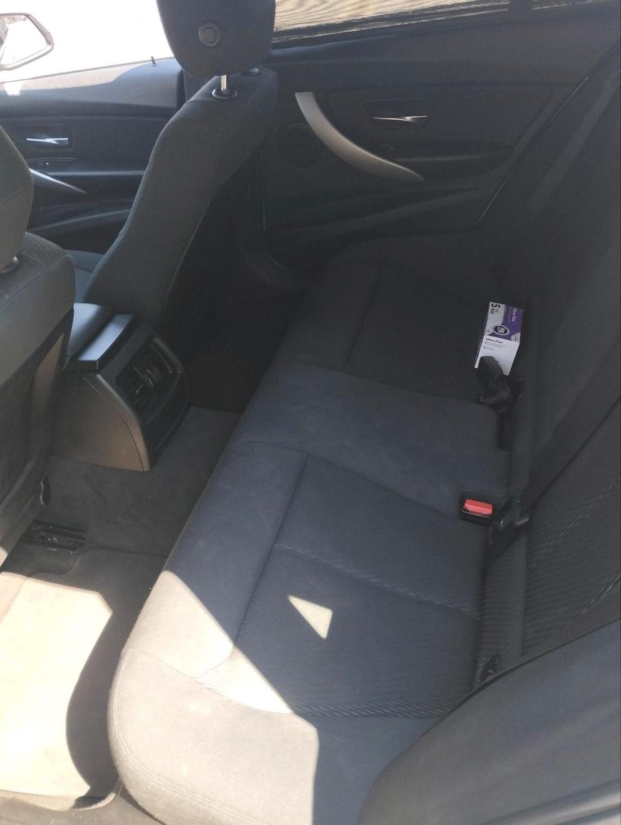BMW 320 2012 — photo 10