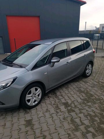 Opel Zafira C Tourer CNG