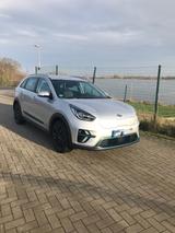 Kia Niro EV 150kW Vision  (3 Phasen On-Board-Lader ) - Kia Niro EV von privat