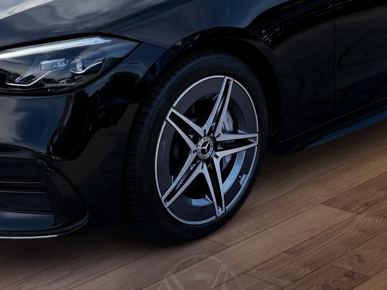 Fahrzeugabbildung Mercedes-Benz C 300 d T AMG+AHK+EASYPACK+AMBIENTE+LED+KAMERA+