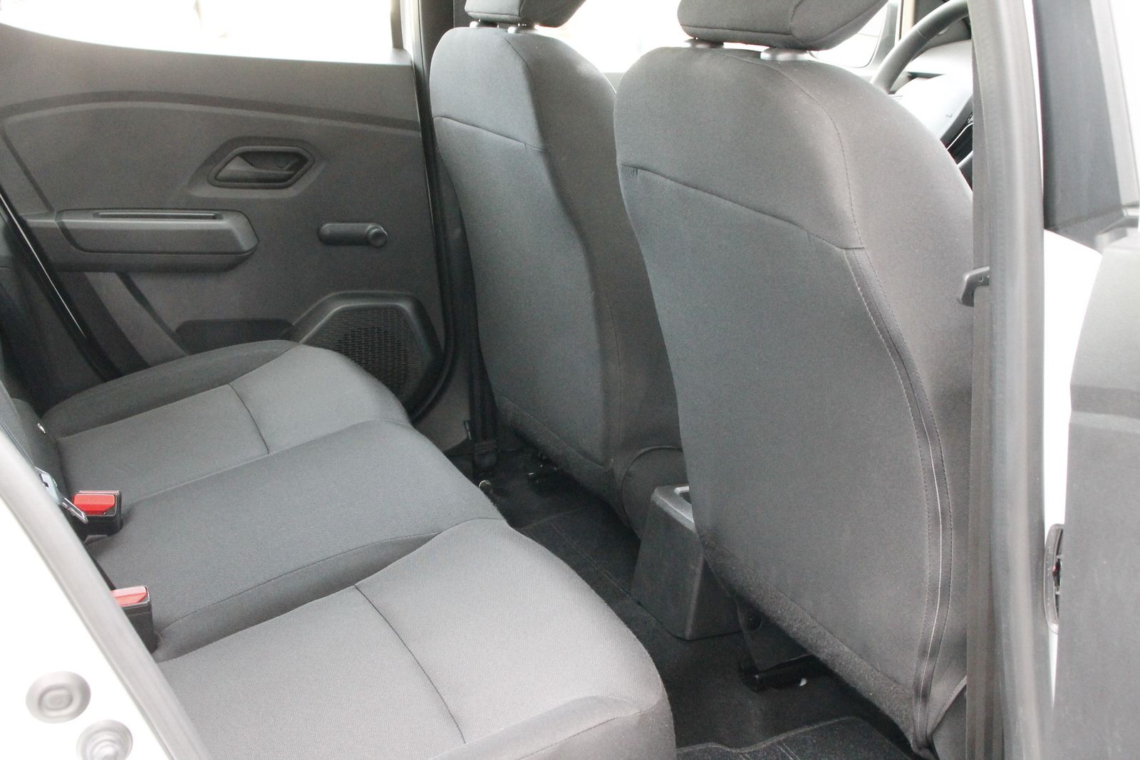 Fahrzeugabbildung Dacia Sandero Essential TCe 90
