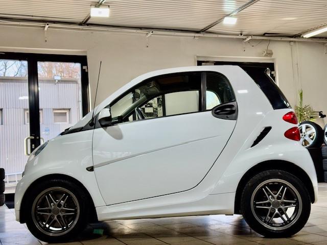 Smart ForTwo fortwo M.H.Drive*Pano*T.Leder*SHZ*Klima*