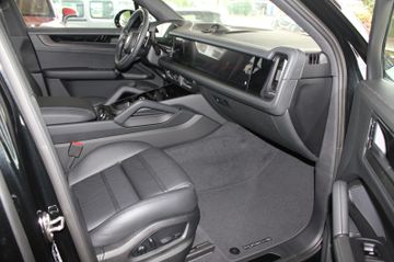 Porsche Cayenne - 8