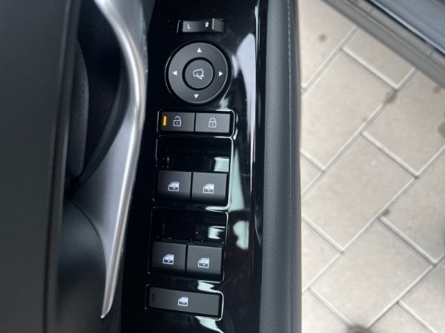 Fahrzeugabbildung Hyundai Tucson MY25 HEV 1.6 T-GDI (215PS) Trend LED-Pake