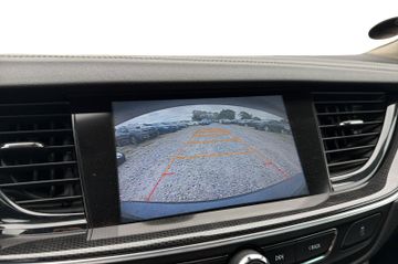Opel Insignia - 10