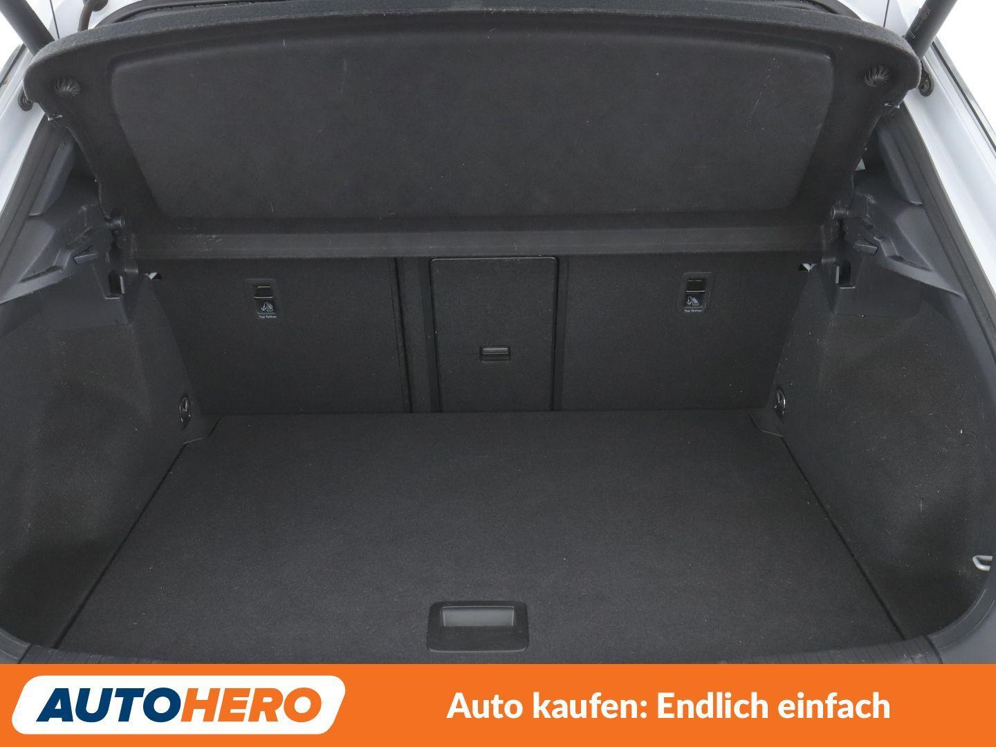 Volkswagen T-Roc 1.5 TSI ACT Sport Aut.*NAVI*ACC*PDC*SHZ*, миниатюра 16