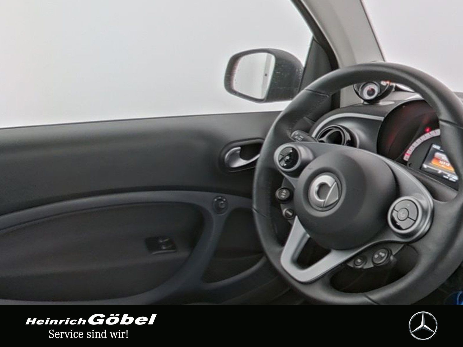 Fahrzeugabbildung Smart EQ passion 22KW+WINTER.P+ALLWETTER+LED+CARPLAY