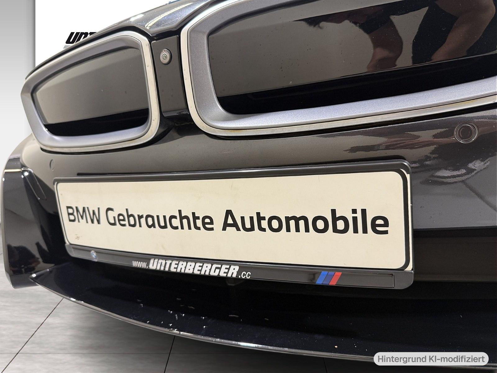 BMW i8 Roadster HUD HK Laser DA WLAN