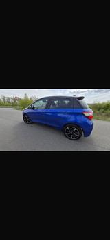 Toyota Yaris 1,5-l-VVT-i Hybrid CVT Style Seleciton... - Toyota Yaris mit Benzin-Antrieb: Kleinwagen, Automatik